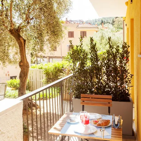 0.8 Guest House Porto Ercole  Exterior photo